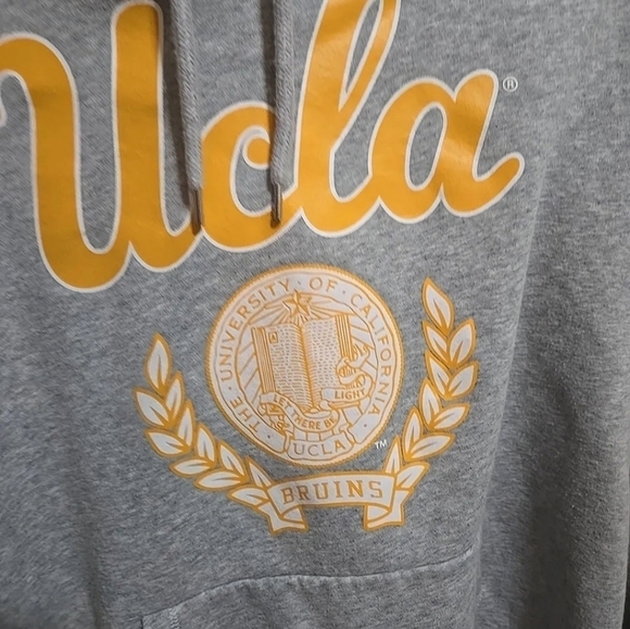 UCLA Bruins Hoodie Women's Size Medium Yellow Long Sleeve H&M Logg Pullover - Picture 2 of 7